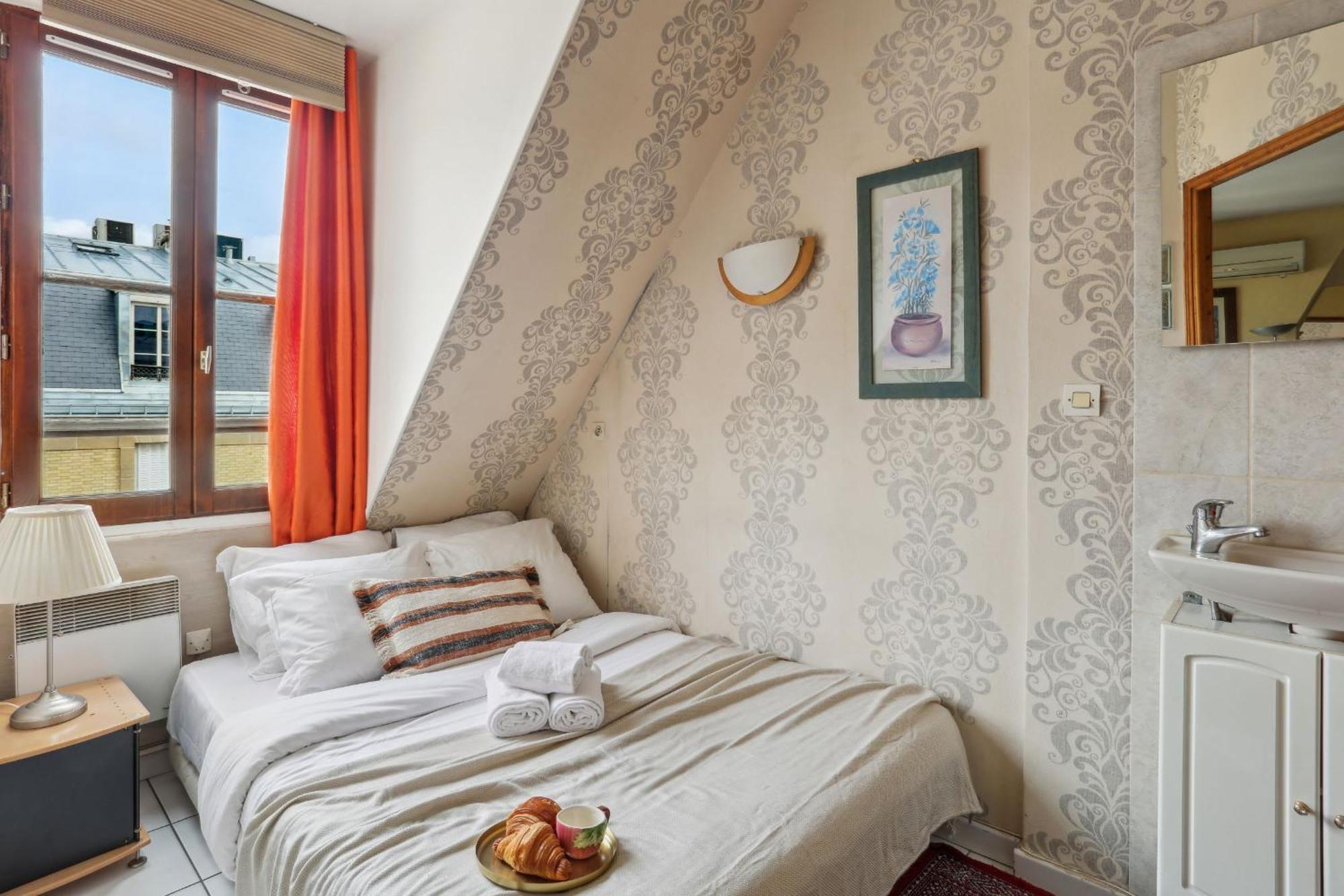 Eiffel Tower & Faubourg - 1br - Cityapartmentstay * Parigi