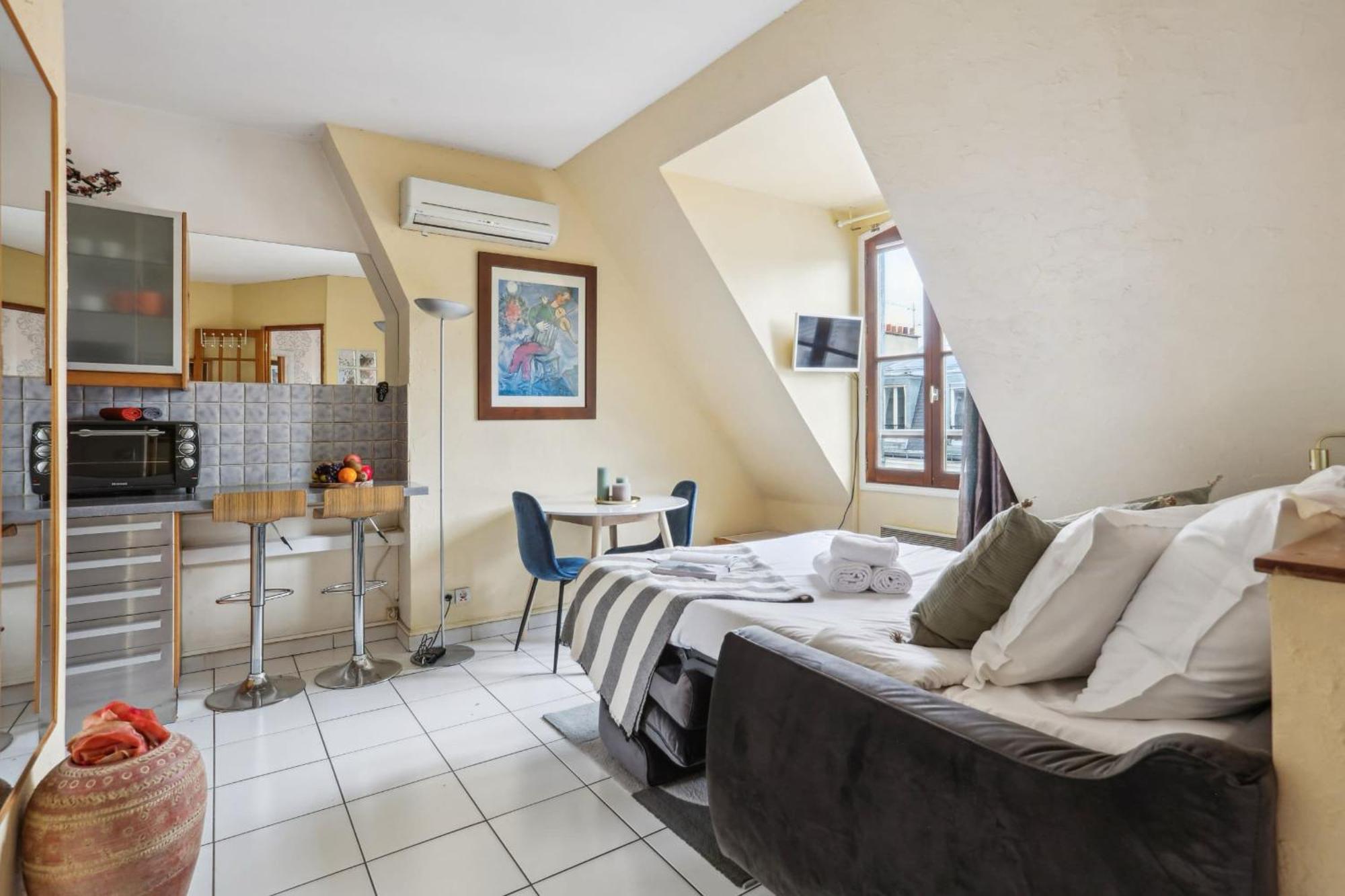 Eiffel Tower & Faubourg - 1br - Cityapartmentstay *